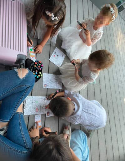 Niños disfrutando de pintacaras y juegos en eventos en Málaga organizados por Diversión Málaga.
