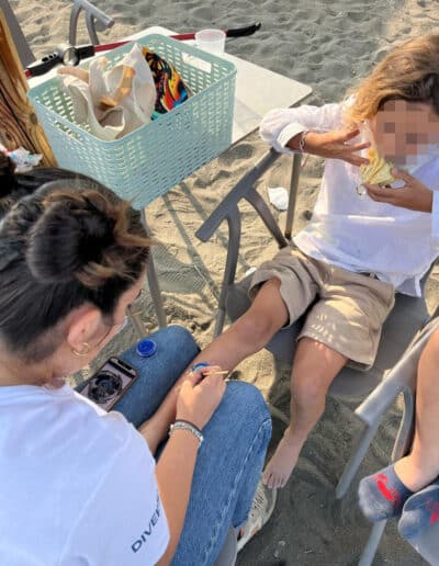 Niños disfrutando de pintacaras y juegos en eventos en Málaga organizados por Diversión Málaga.