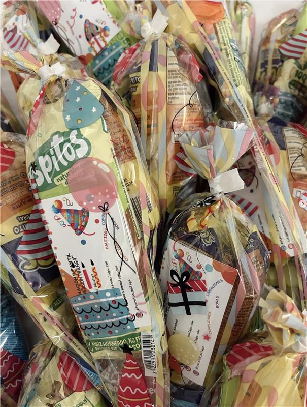 Bolsitas de chuches para fiestas en Málaga llenas de color y dulzura.